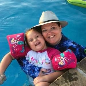 Meet your Posher, Vera